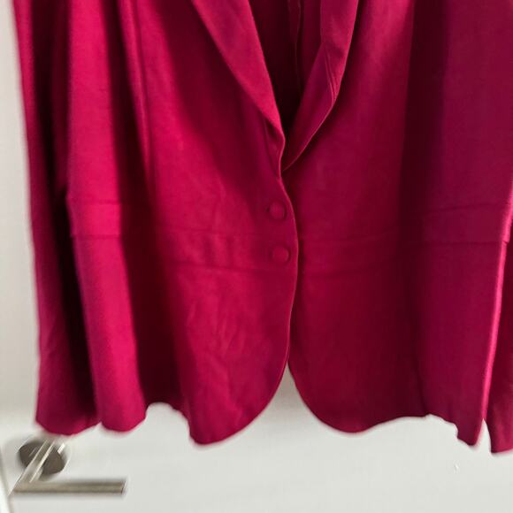 Torrid Blazer Red Collared Rayon Front Buttons Long Sleeves Sz 4X Women's - Picture 2 of 7